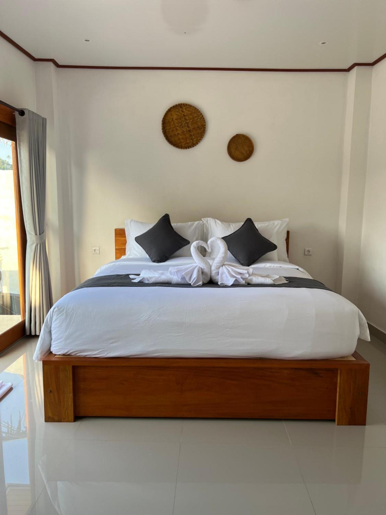 Selat Bisbis House Iseh Village מראה חיצוני תמונה