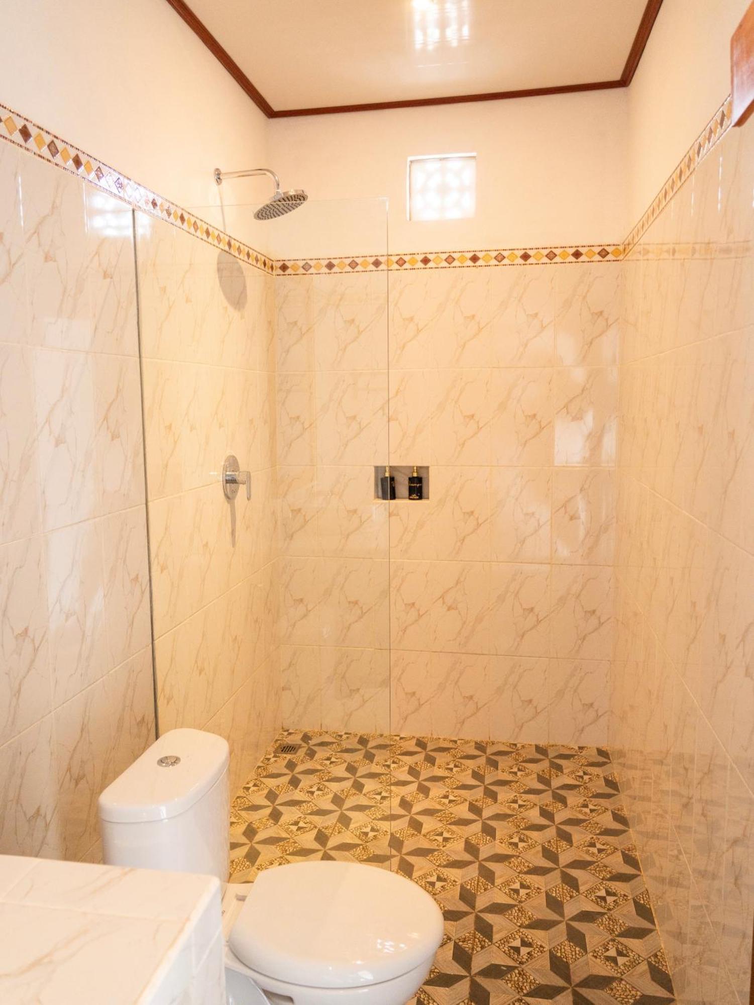 Selat Bisbis House Iseh Village מראה חיצוני תמונה